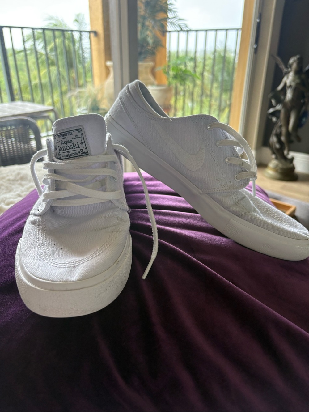 Nike Stefan Janoski men’s skate White Canvas Sneakers - Men's Size 8